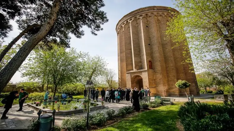 دسته گل شرکت نظافت منزل در محله دیلمان تهران